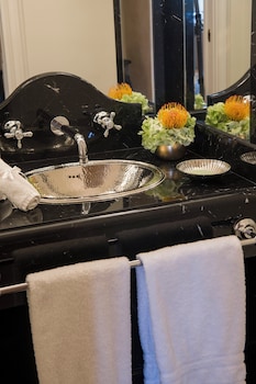 Roman Dream Suite