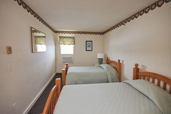 Standard Apartment, Ensuite (2 Bedroom Efficiency)