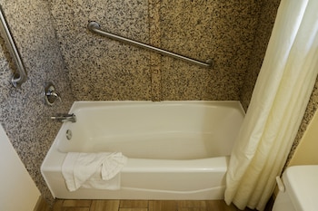 Standard Room, 2 Queen Beds