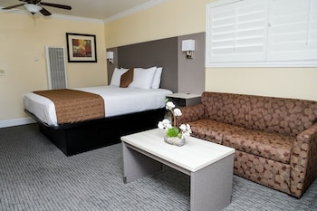Deluxe Room, Fireplace
