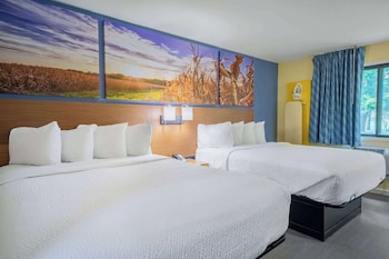 Room, 2 Queen Beds, Non Smoking