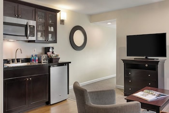Suite, 2 Queen Beds