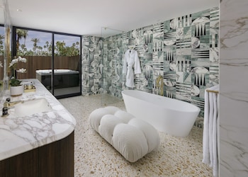 Hermann Suite, 1 Bedroom, Fireplace