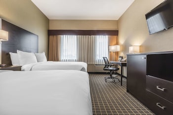 Standard Room, 2 Queen Beds, Non Smoking