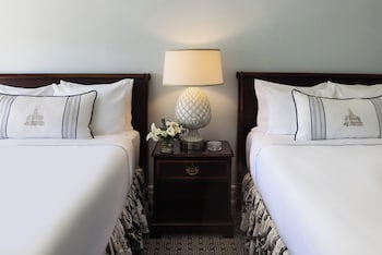 Deluxe Room, 2 Double Beds, Accessible