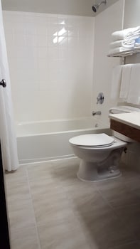 Room, 2 Queen Beds, Non Smoking