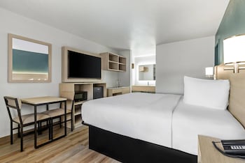 Suite, Multiple Beds, Non Smoking (Efficiency, Upgrade)
