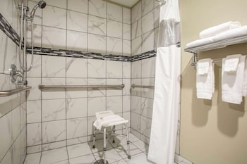 Room, 1 Queen Bed, Accessible, Non Smoking (Mobility Room)