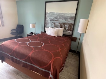 Standard Room, 1 Queen Bed