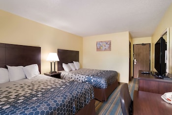 Standard Room, 2 Queen Beds, Non Smoking