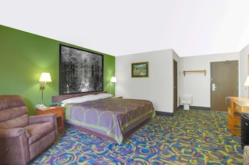 Suite, 1 King Bed, Microwave
