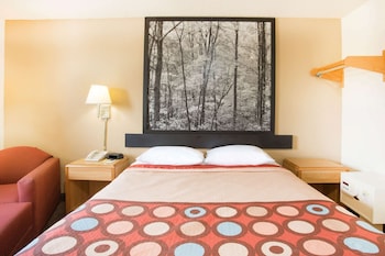 Standard Room, 1 Queen Bed