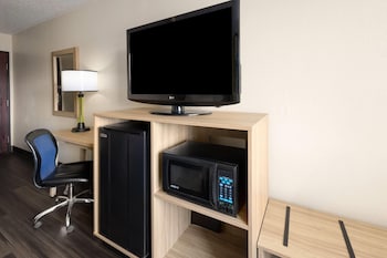 Standard Room, 1 King Bed
