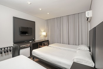 Deluxe Triple Room, 3 Twin Beds