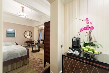 Fairmont Gold, 2 Twin Beds, Non Smoking, Executive Level