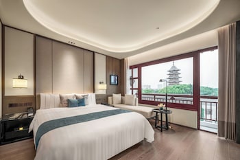Pagoda Suite