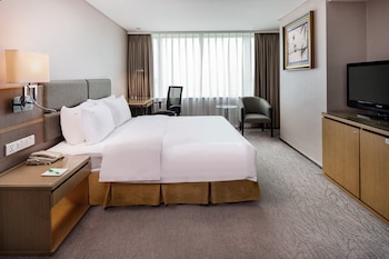Standard Room, 1 Queen Bed, Accessible