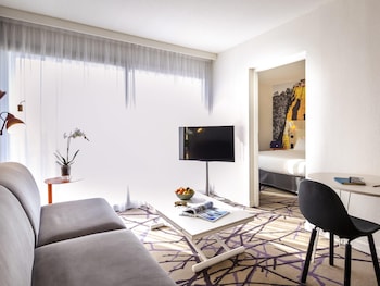 Apartment, 1 Double Bed with Sofa bed, Balcony, Garden View