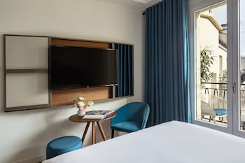 Deluxe Room, Balcony