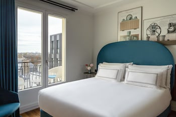 Deluxe Room, Balcony