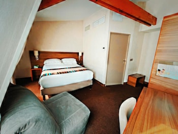 Suite, Multiple Beds