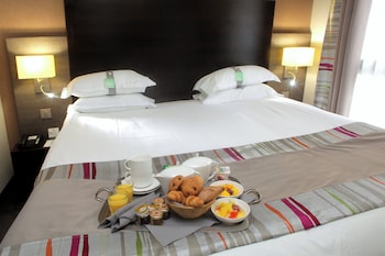 Premium Room, 1 King Bed