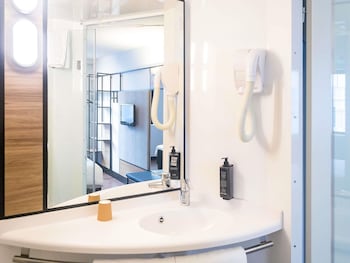 Standard Room, 2 Twin Beds