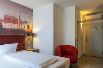 Business-Double Room (with AC)