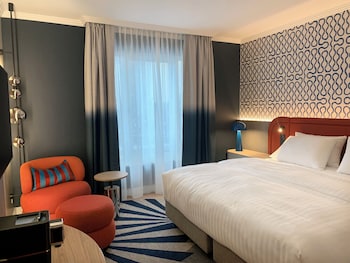 Doux Souvenir, Guest room, 1 King, Courtyard view