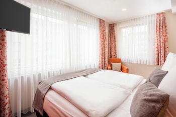 Comfort Room, 1 Double Bed (Cozy Sitting Corner)