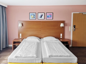 Standard Room, 2 Twin Beds