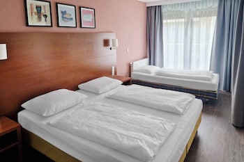 Standard Room, 3 Twin Beds