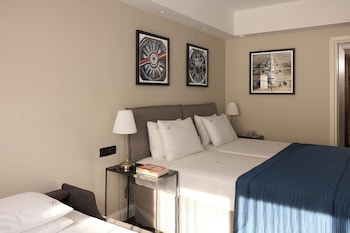 Superior Triple Room, City View