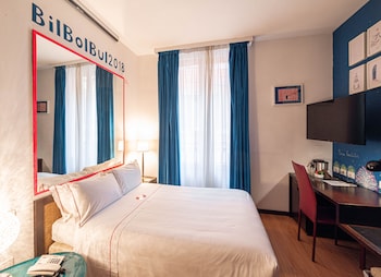 Compact Room