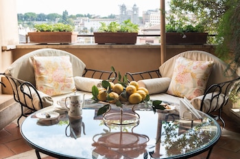 Romantic Loft, Terrace