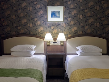 Moderate Twin Room with City View Non Smoking