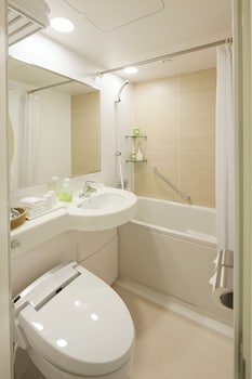 Economy Double Room with No View - Non-Smoking (17 square meters)