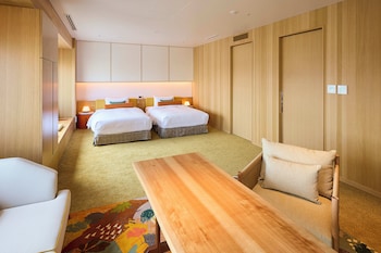[Plaza Floor] Plaza Twin (Suite Style)