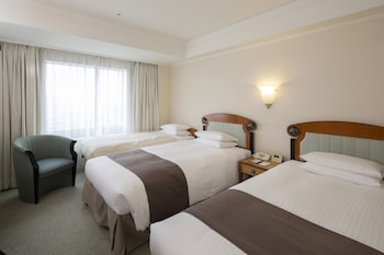 [Non-Smoking] Standard Twin Room with Extra bed (For 3 People)