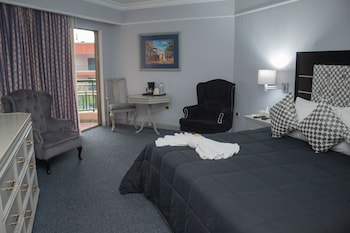 Superior Room, 1 King Bed