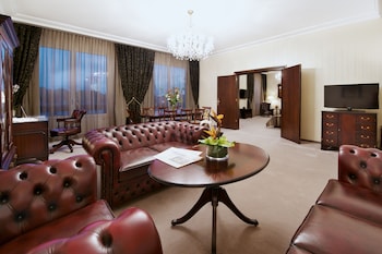 Premium Suite, River View