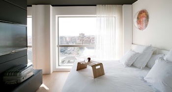 Suite (Orbital)