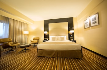 Executive Suite, 1 King Bed, Non Smoking