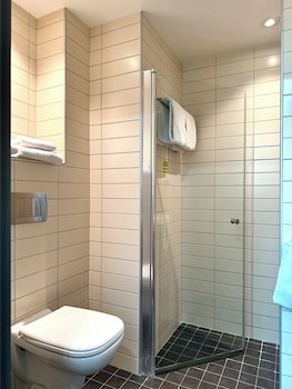 Standard Twin Room, Non Smoking (with Sofa Bed)