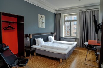 Standard Twin Room, Non Smoking (with Sofa Bed)