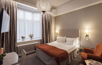Standard Room, 1 Queen Bed, Non Smoking