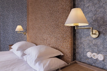Junior Suite, 1 King Bed, Non Smoking, Sea View
