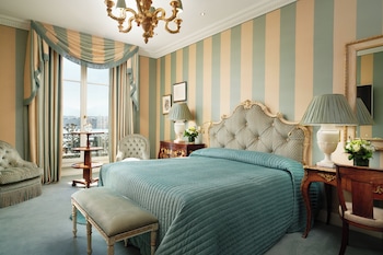 Exclusive Room, 1 King Bed, Lake View