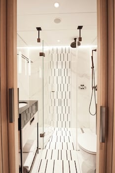 Room (Double)