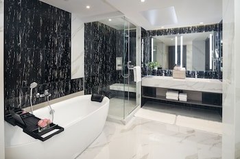 One Bedroom Family Suite